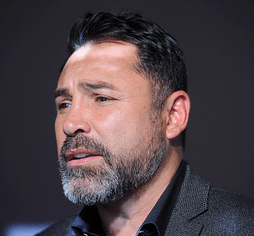 Oscar De La Hoya: former boxing champion latest “fully-vaccinated” athlete to miss events, blame COVID-19 for being hospitalized