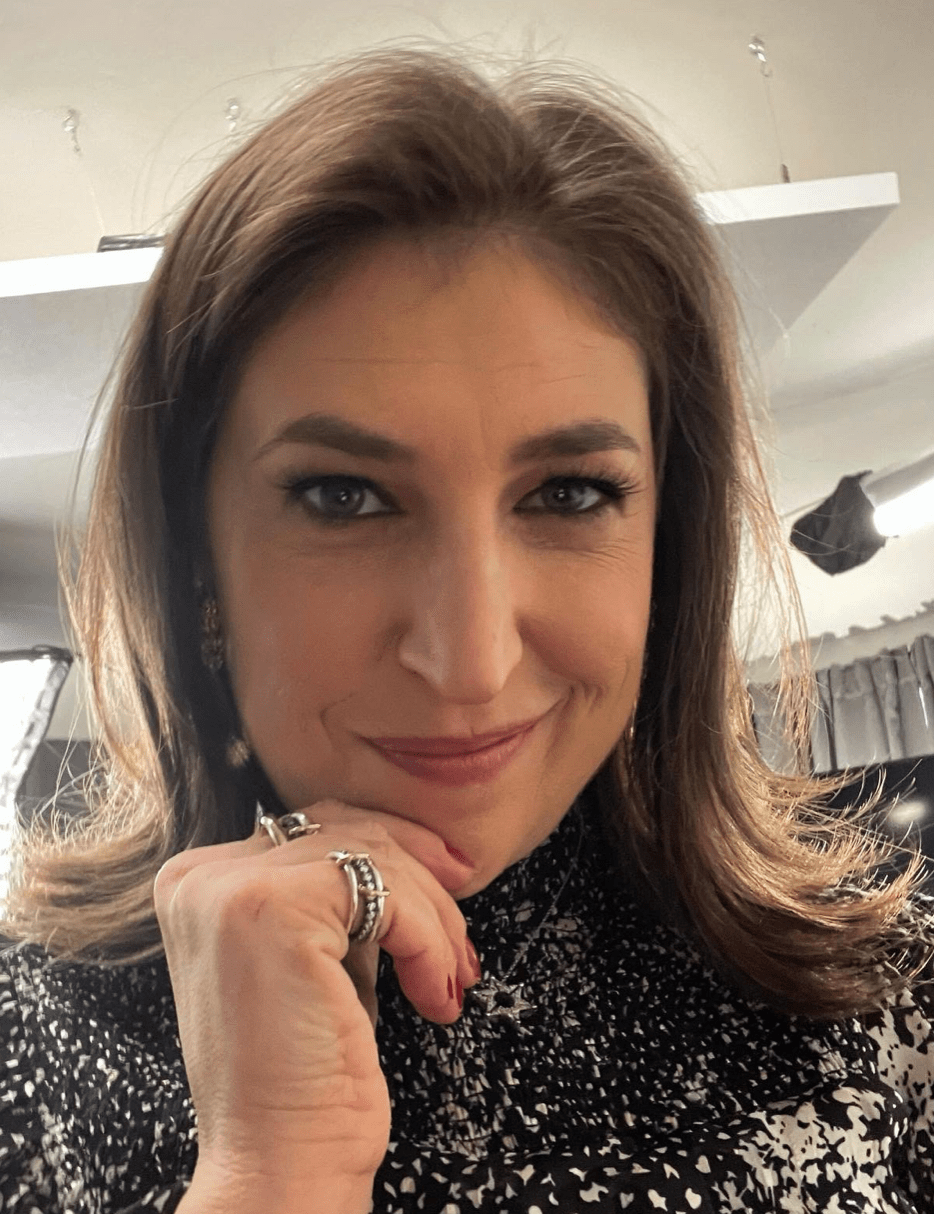 Mayim Bialik: 46-year-old Jeopardy! host reports being sick with COVID-19 despite being triple-vaxxed, and after trying to dispel rumors she is an “anti-vaxxer”